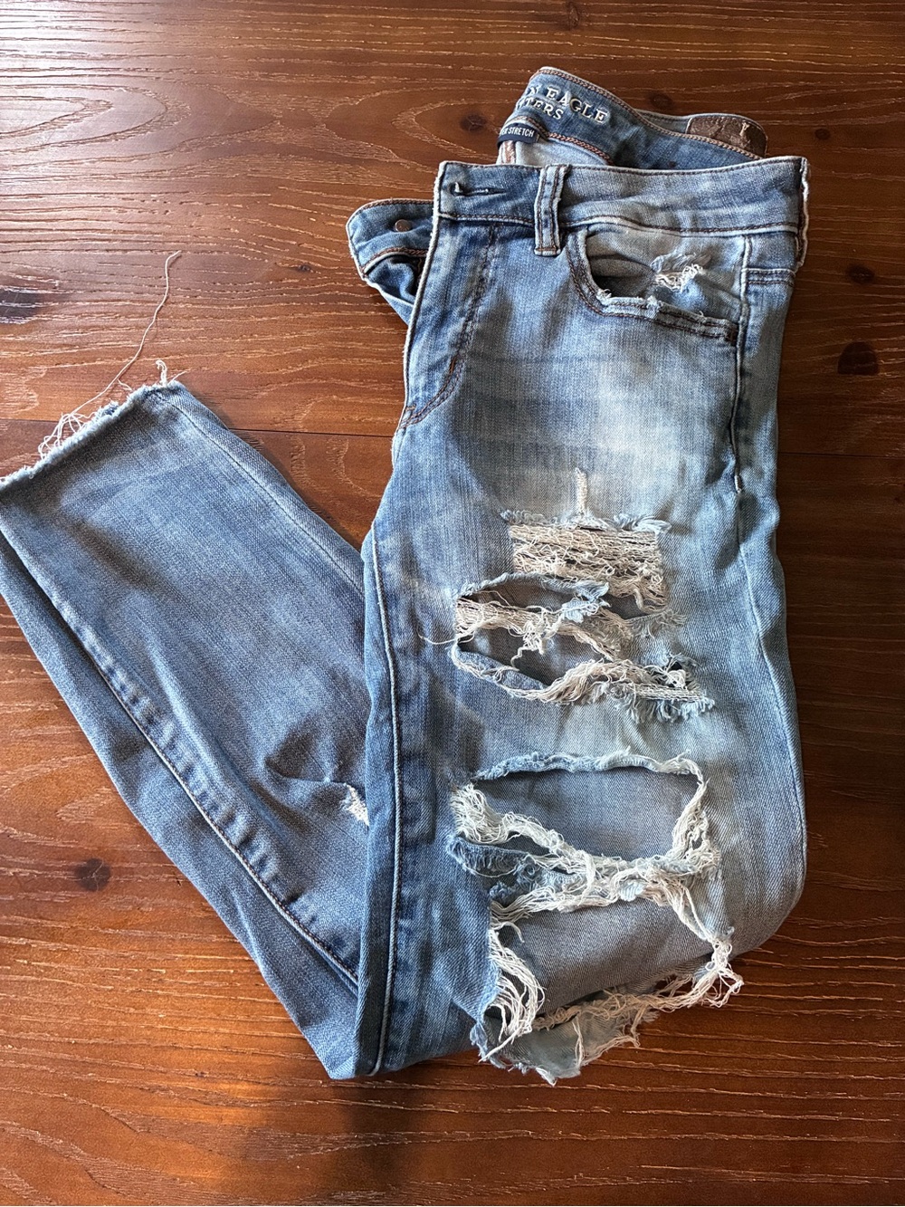 American Eagle Outfitters Distressed Light Blue Skinny Jeans